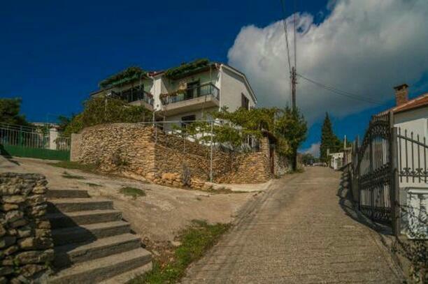 Apartment Djakonovic Mladen Ulcinj Exterior photo